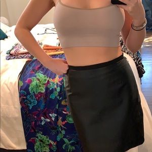 Zara lambskin leather skirt 🍸